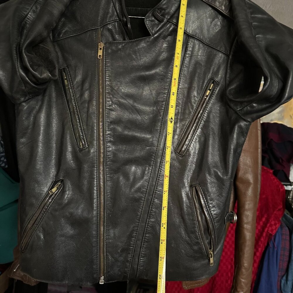 Vintage Blk Leather Moto Jacket Size 40  _Worn but Awesome_no Liner (As Is) - Picture 8 of 12